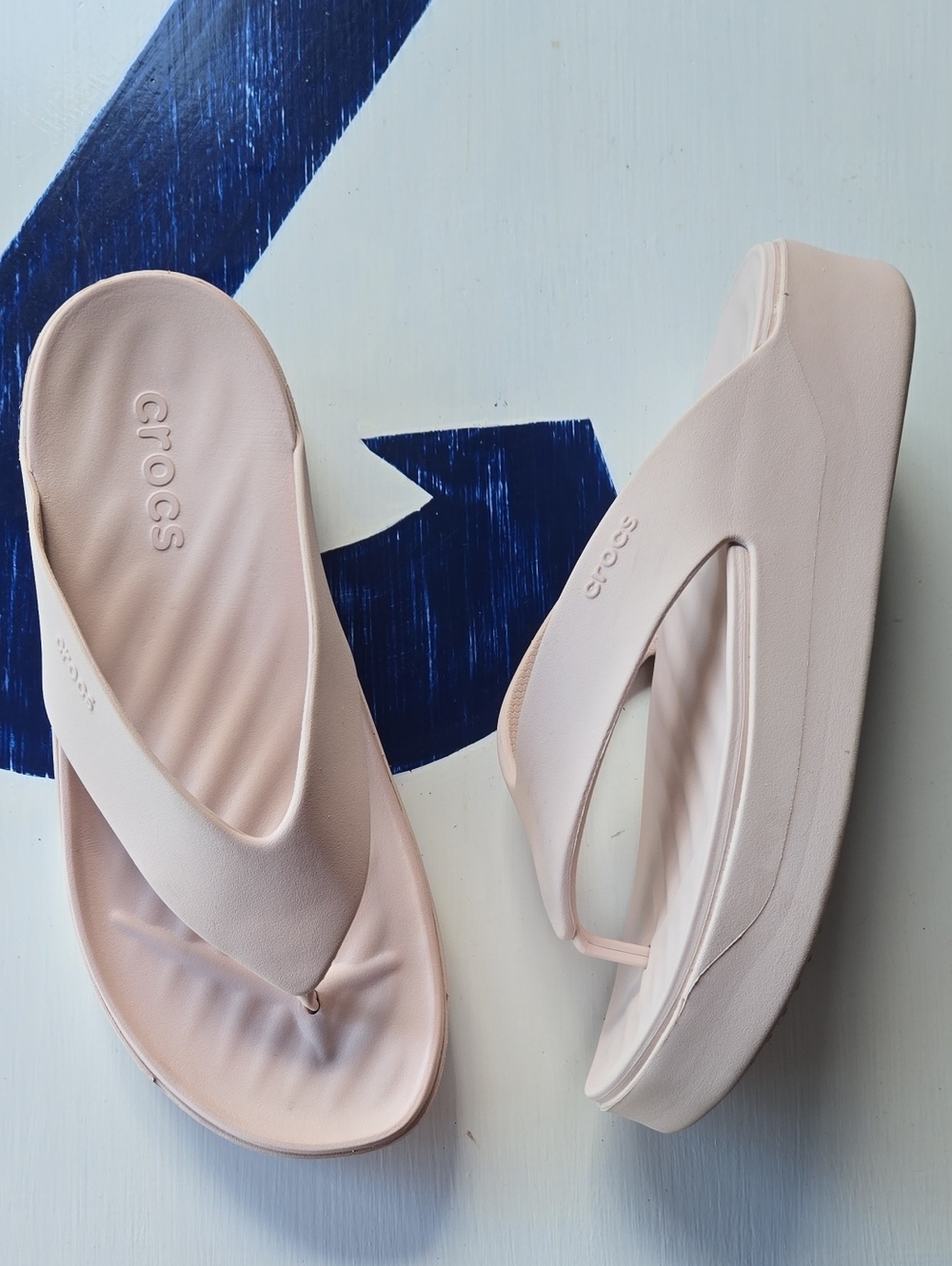 Crocs "Getaway" Pink Platform Flip Flop Sandals Size US 9
